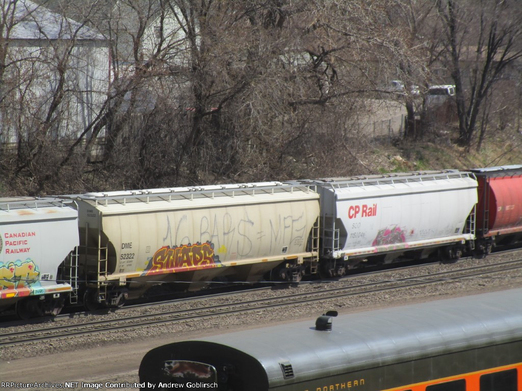 DM&E 52322 + SOO 115004